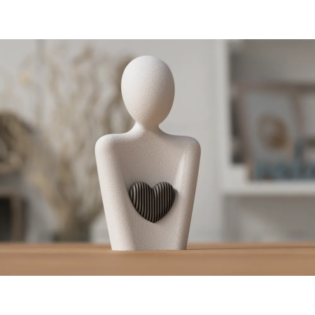 Figro|Statue Dame med Hjerte - Lady with Heart Statue